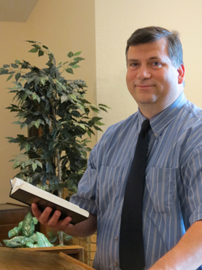 Steve Lagoon, BA, MATS, MDiv, is Editor of The Discerner, the Voice of Religion Analysis Service.